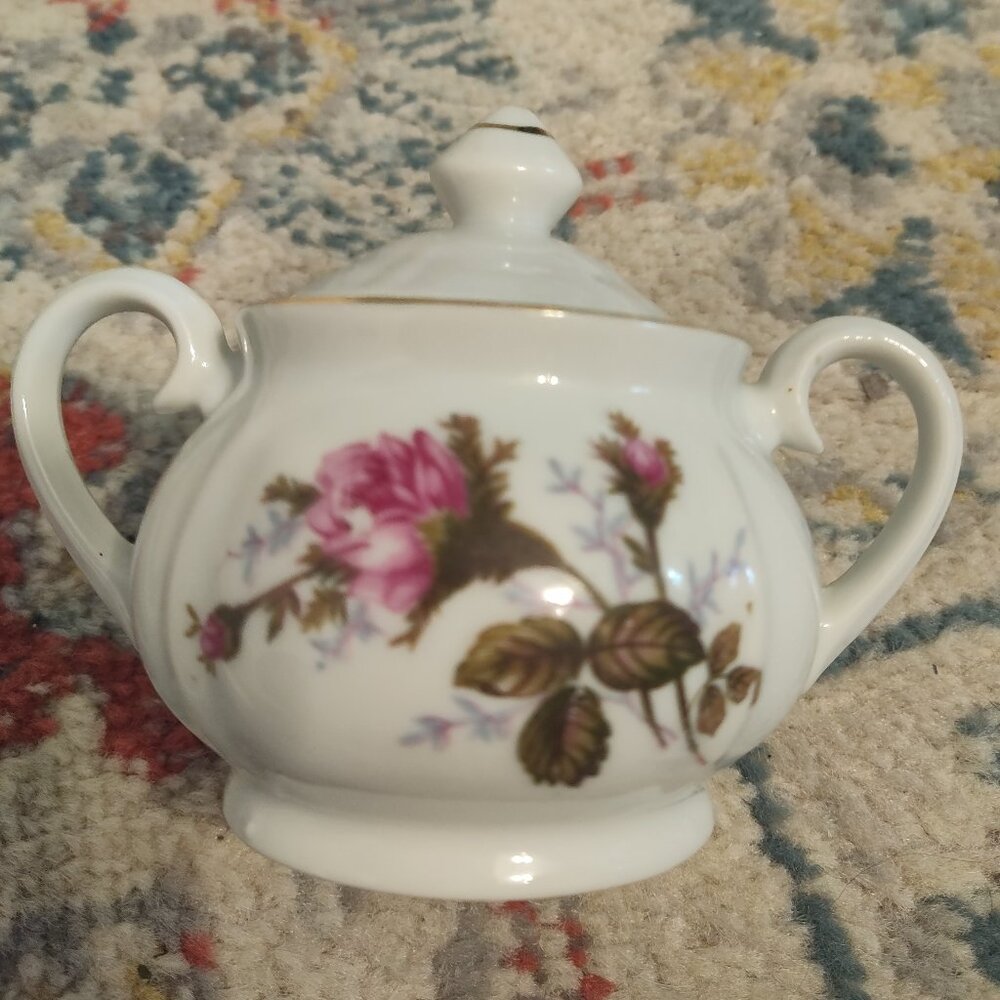Vintage sugar dish with lid